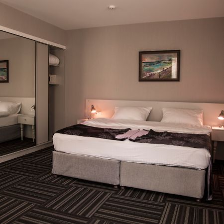 Hotel Zp Palace Tbilisi Eksteriør billede